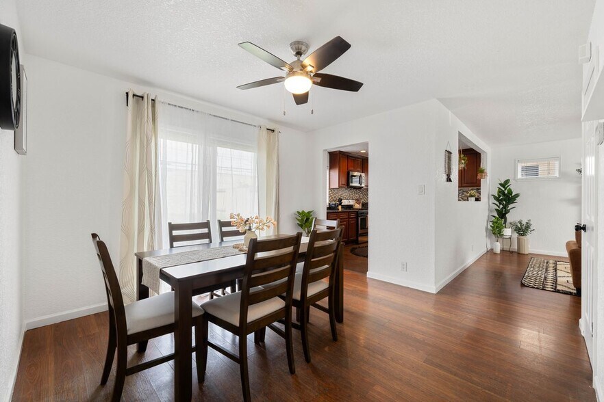 Building Photo - 10609 Olson Dr