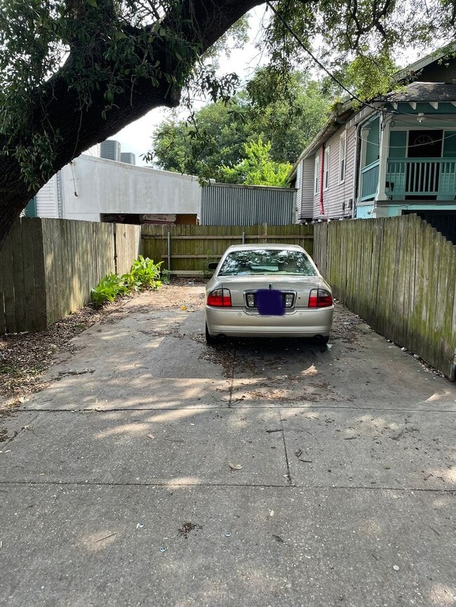 Building Photo - 4BD/2BA in the heart of MidCity