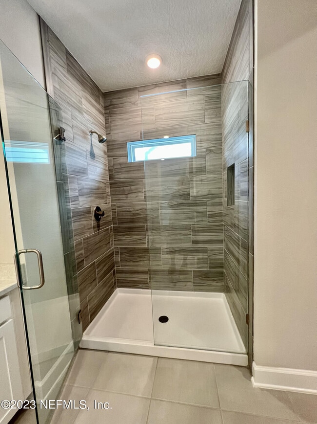 Building Photo - 7324 Beach Haven Pl