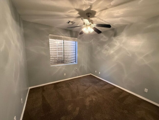 Building Photo - Beautiful 6 Bedroom - 4 Bath w/Private Pool & Basement - Chandler