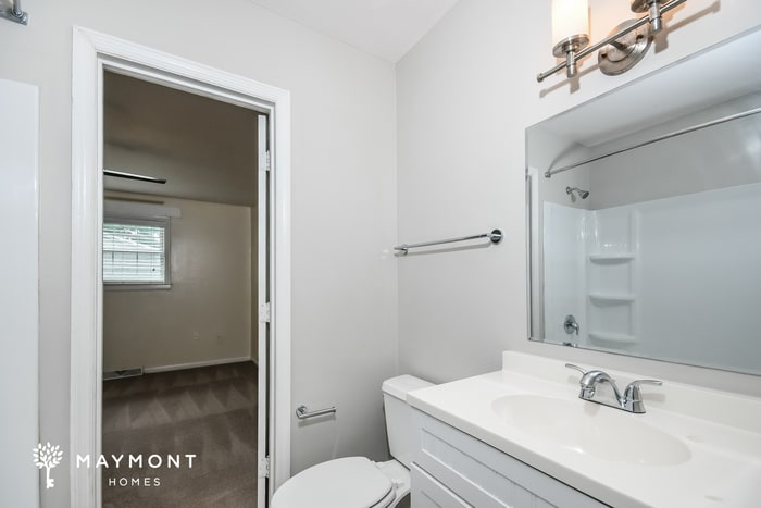 Building Photo - 1321 Mathis Ferry Rd