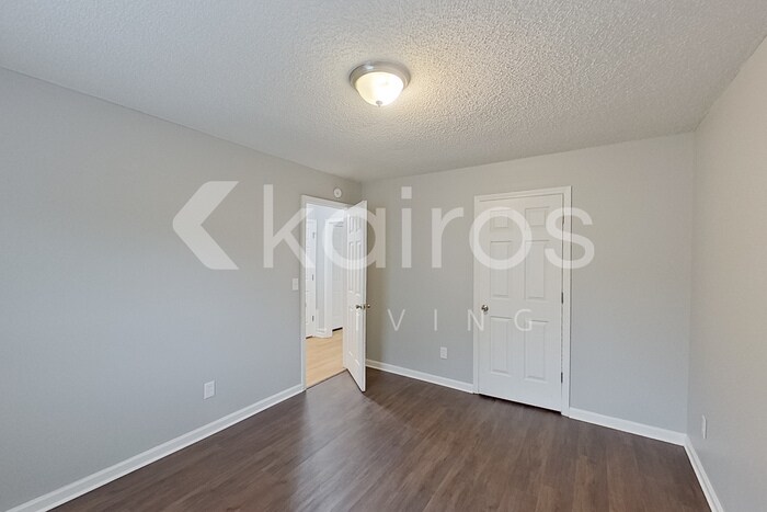 Building Photo - 1763 Park Ct