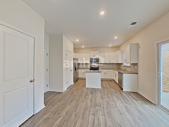 Building Photo - 3321 Oak Tree Trail