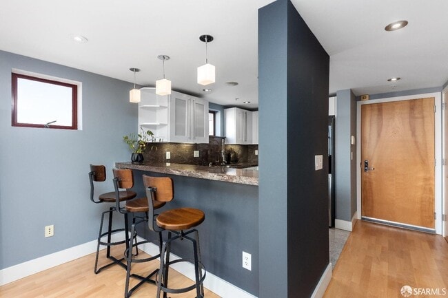 Building Photo - 1025 Minna St