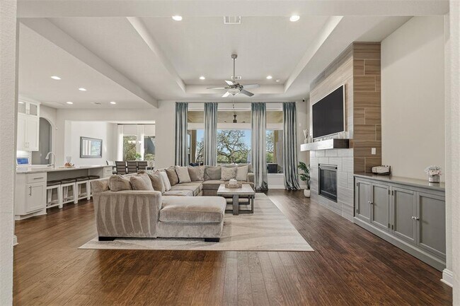 Building Photo - 654 Linden Lp