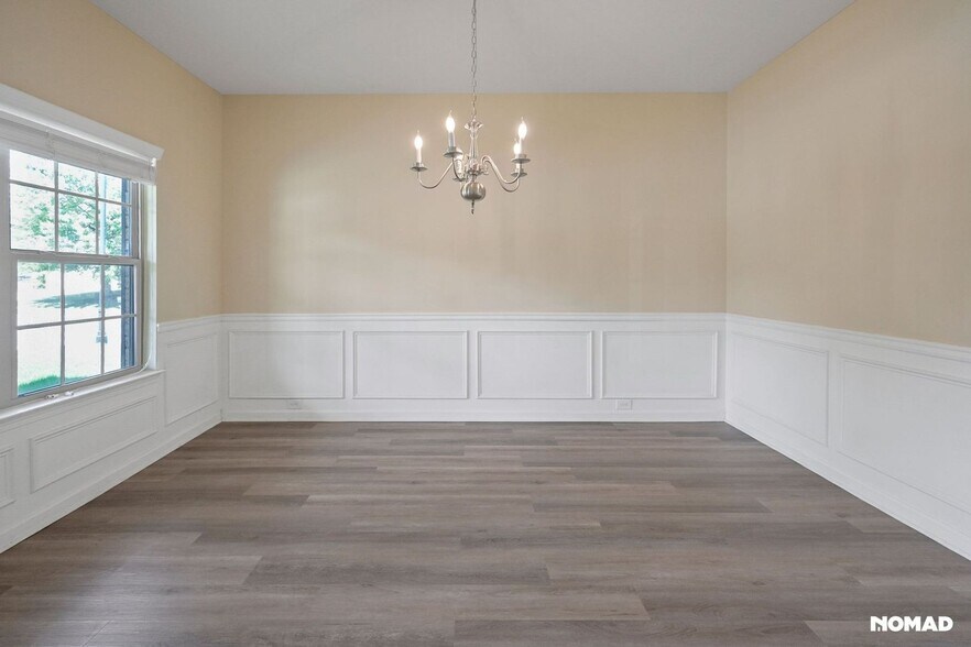 Building Photo - 813 Golden Isles Dr