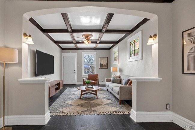 Building Photo - 3915 Schiller Pl