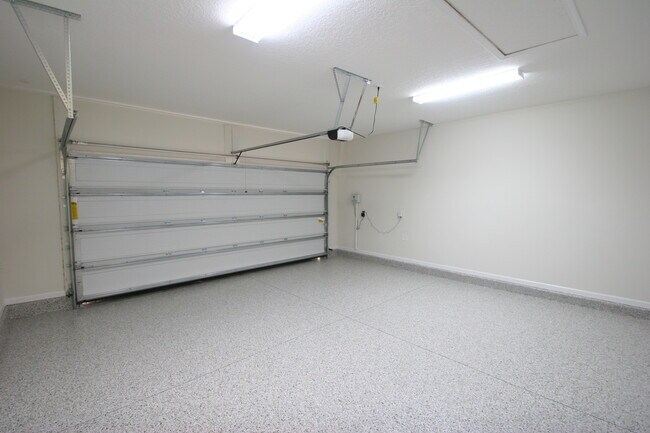 Building Photo - 60 Pienza Ave
