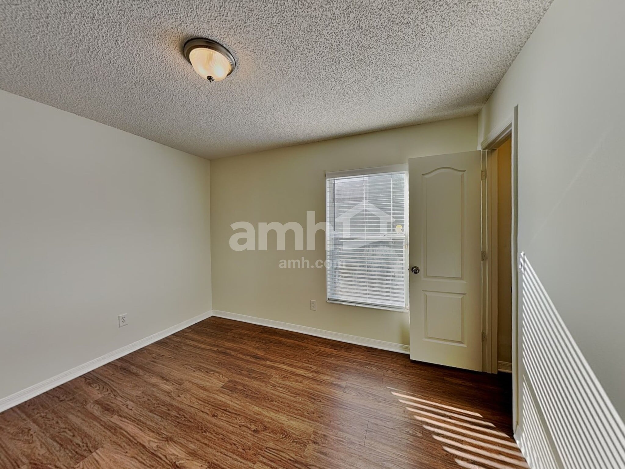 Building Photo - 8813 Scenic Vista Ct