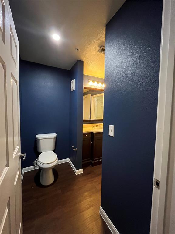 Building Photo - 2320 Gracy Farms Ln