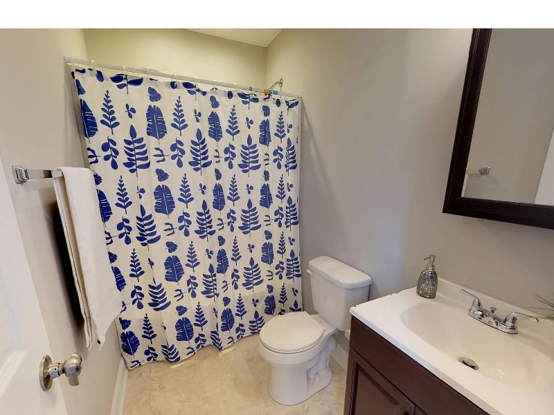 Building Photo - 1515 Doncaster Dr