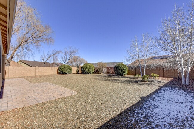 Building Photo - 3 bedroom, 2 bathroom home for Rent in Gra...