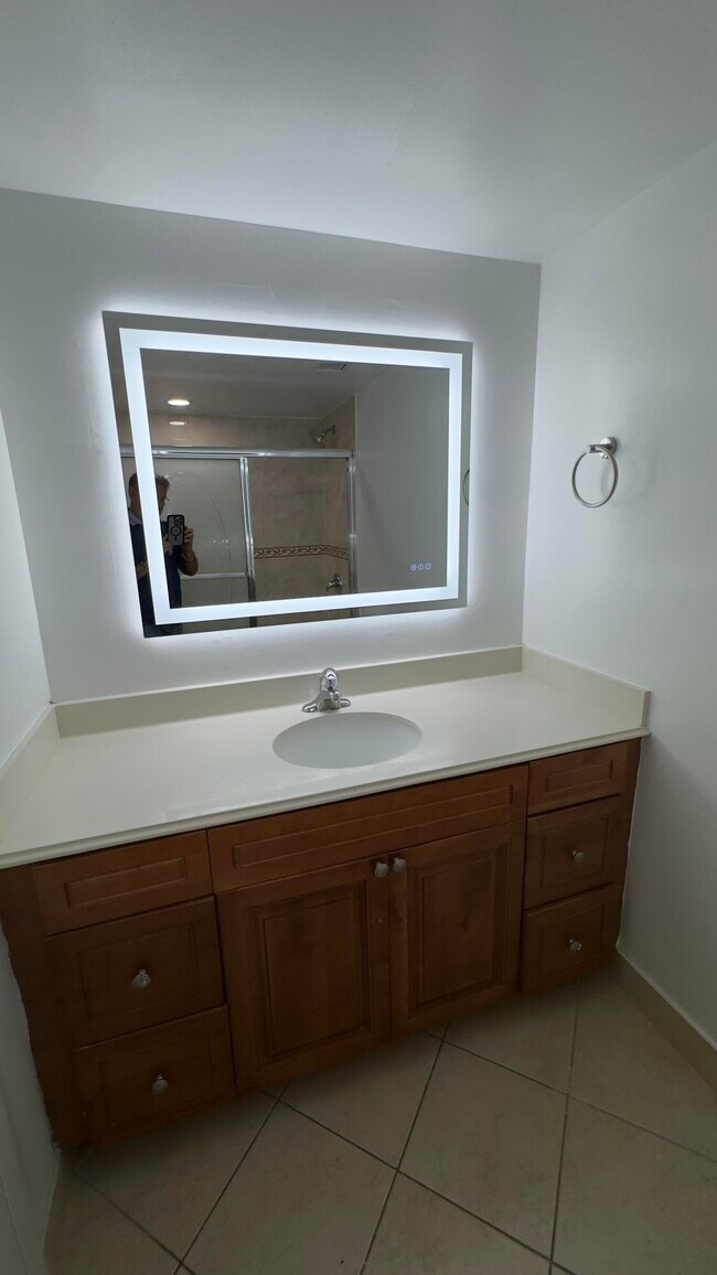 Building Photo - 2821 NE 163rd St