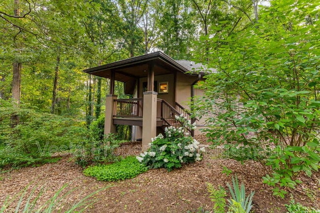 Building Photo - 1 Wellspring Ln