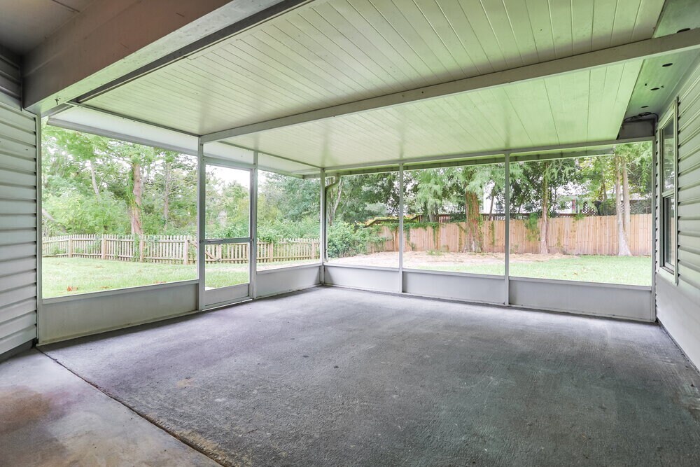 Building Photo - 5966 Lazy Meadow Ct