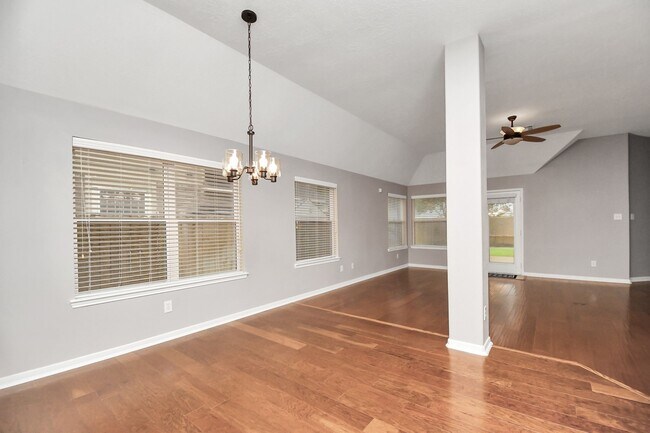 Building Photo - 17311 Elverson Oaks Dr