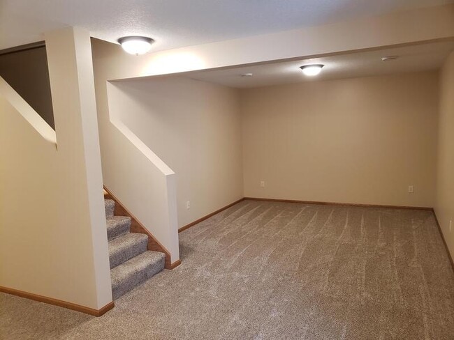 Building Photo - 9473 Eagle Nest Ln