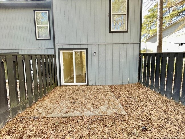 Building Photo - 5854 Aftonshire Dr