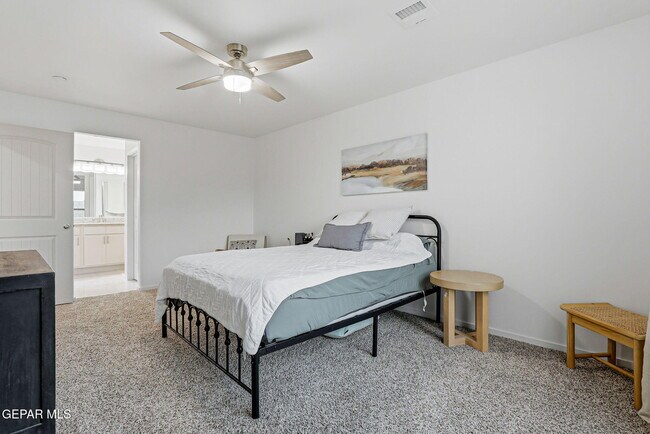 Building Photo - 13808 Paseo Sereno Dr