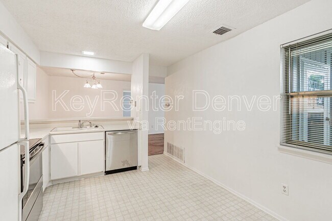 Building Photo - 7185 S Gaylord St