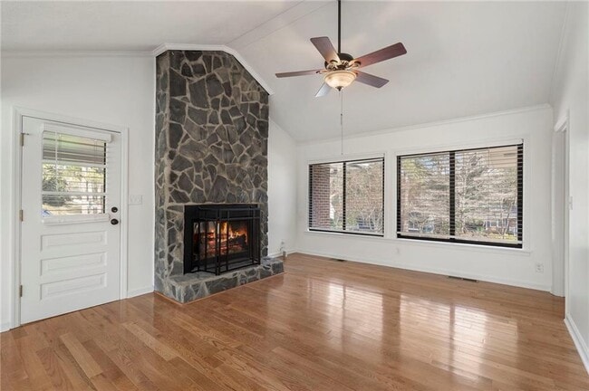 Building Photo - 3088 Majestic Cir