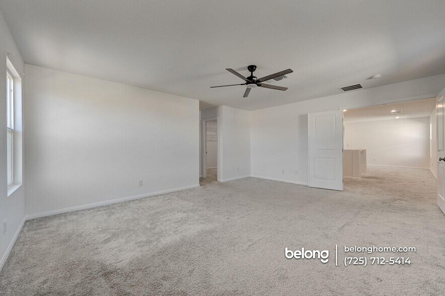 Building Photo - 9283 Quartz Hls Ave