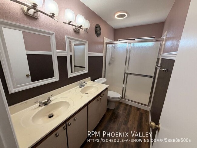 Building Photo - 8151 W Sierra Vista Dr