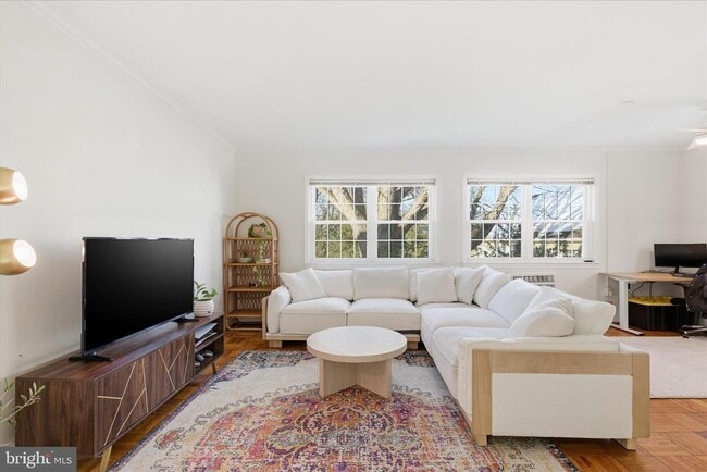 Building Photo - 3470 Martha Custis Dr