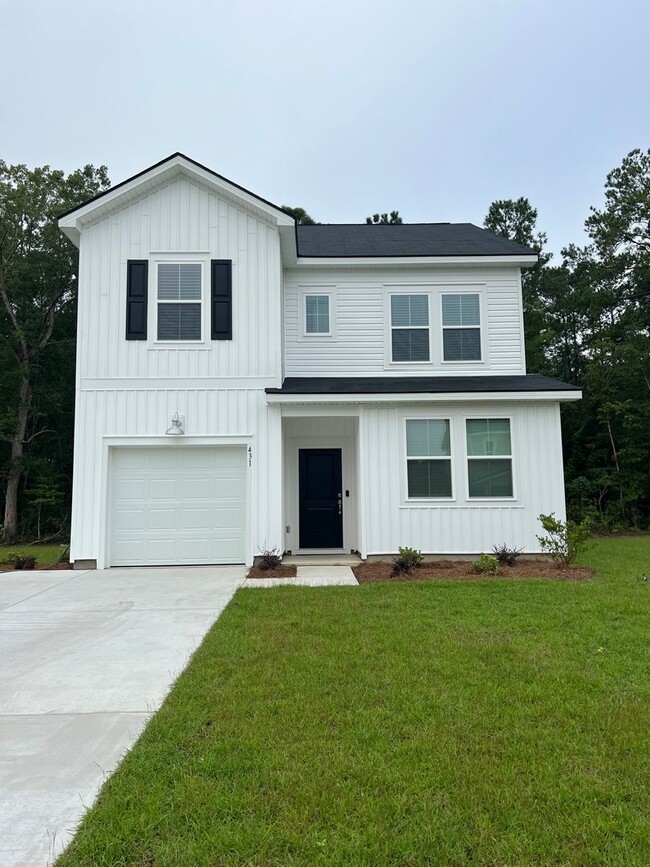 Building Photo - Brand New Home in Waterway Commons – 4BR /...