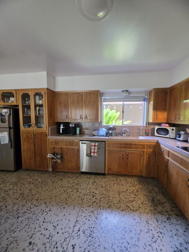 Building Photo - 5140-5142 Catoctin Dr.