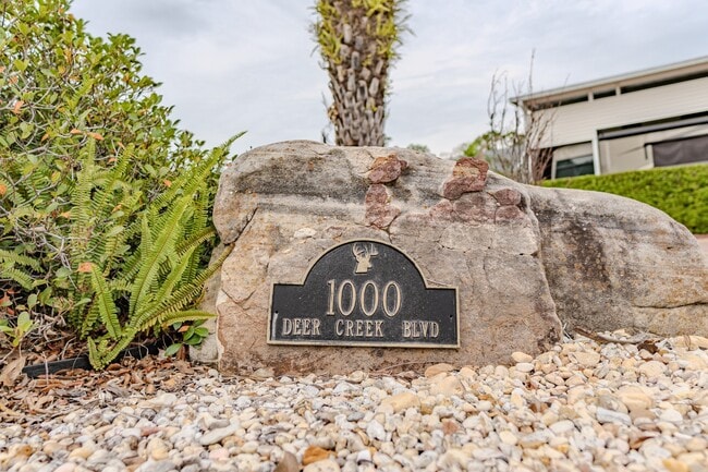 Building Photo - 1000 Deer Creek Blvd