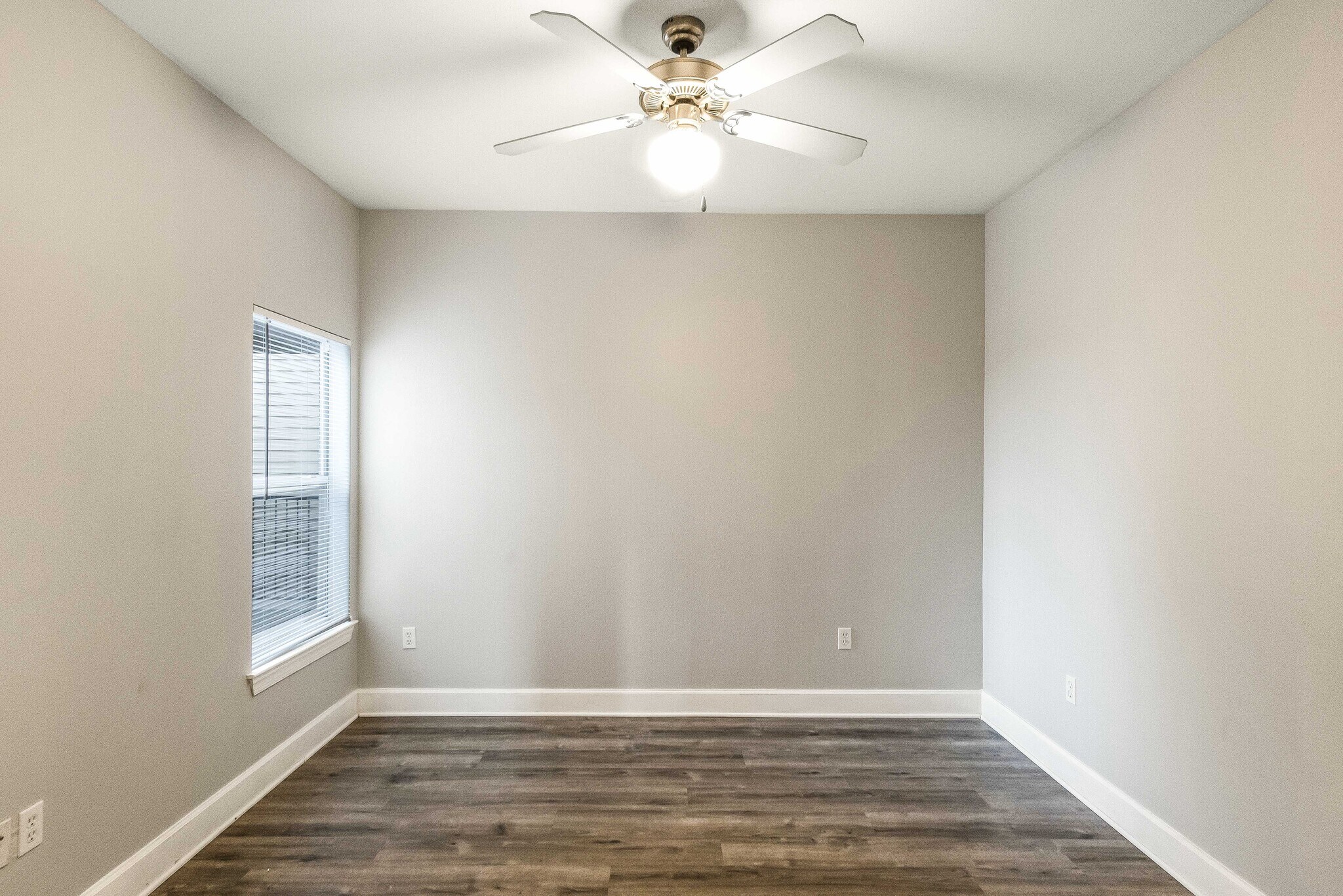 Bedroom - 1901 Crossing Pl