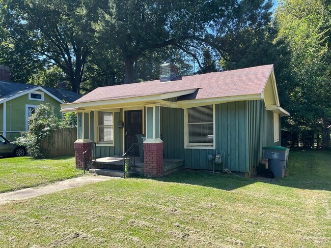 Building Photo - 765 Metcalf Pl