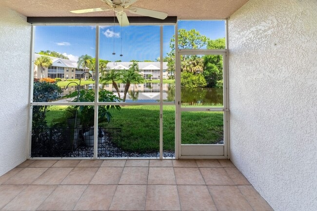 Building Photo - Well-Maintained 2BR/2BA Condo with Lake Vi...