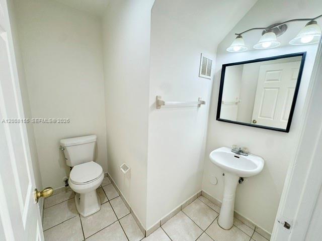 Building Photo - 833 NW 208th Terrace