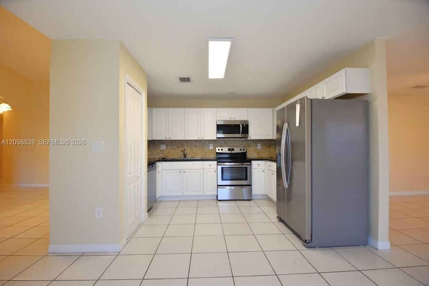 Building Photo - 15341 SW 139th St