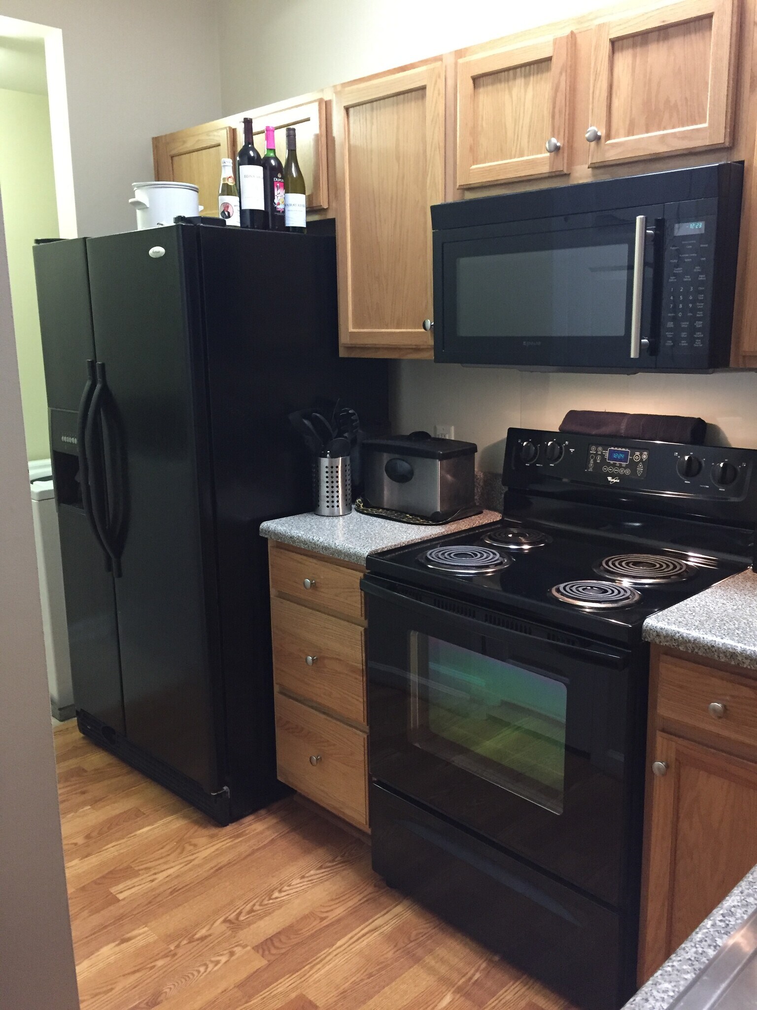 Stove counter top - 1801 Trailwood Heights Lane