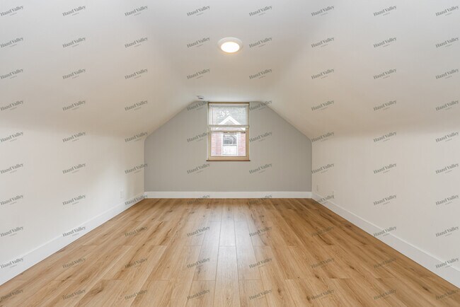 Building Photo - 5306 Fox Rd