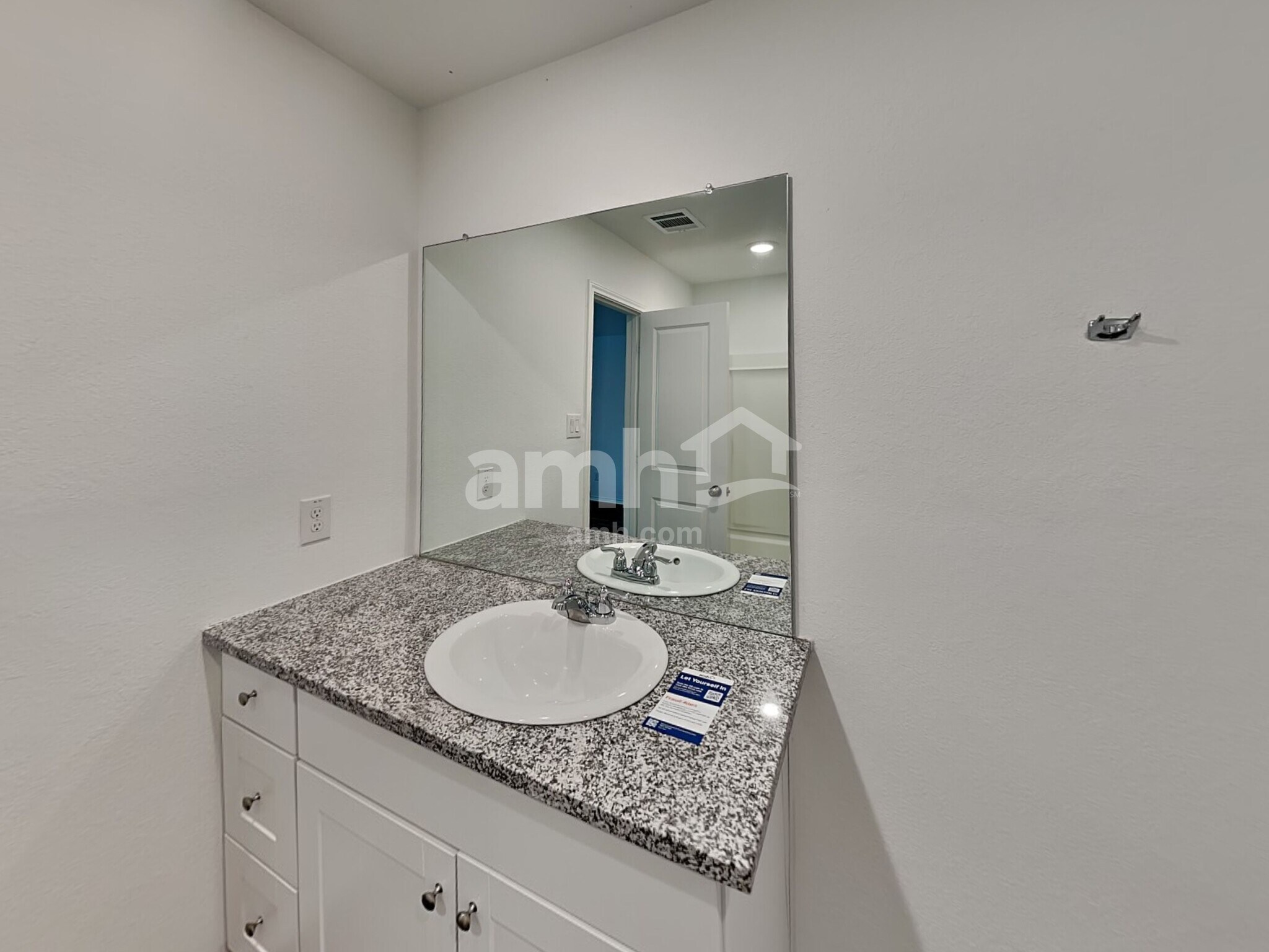 Building Photo - 5439 Elm Valley Dr