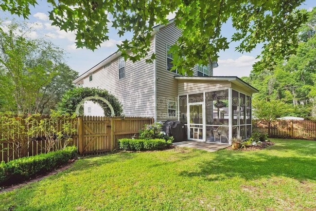 Building Photo - 2336 Kennison Ln