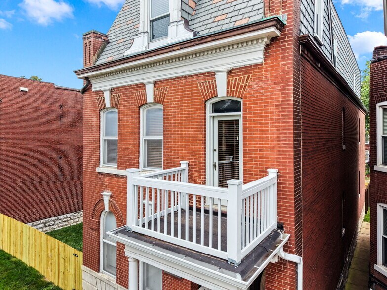 Building Photo - 2722 Armand Pl