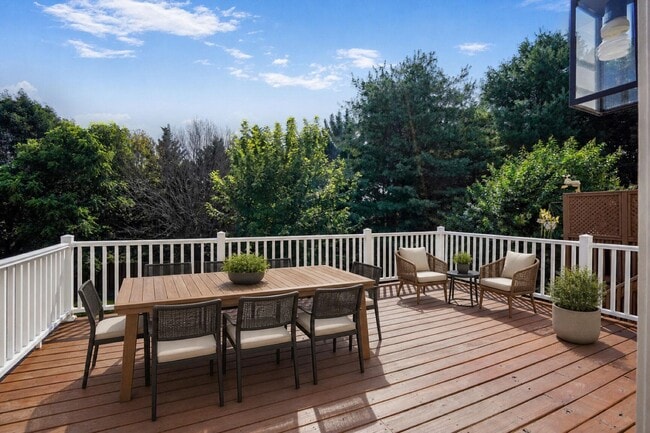 Building Photo - 134 Misty Pond Terrace