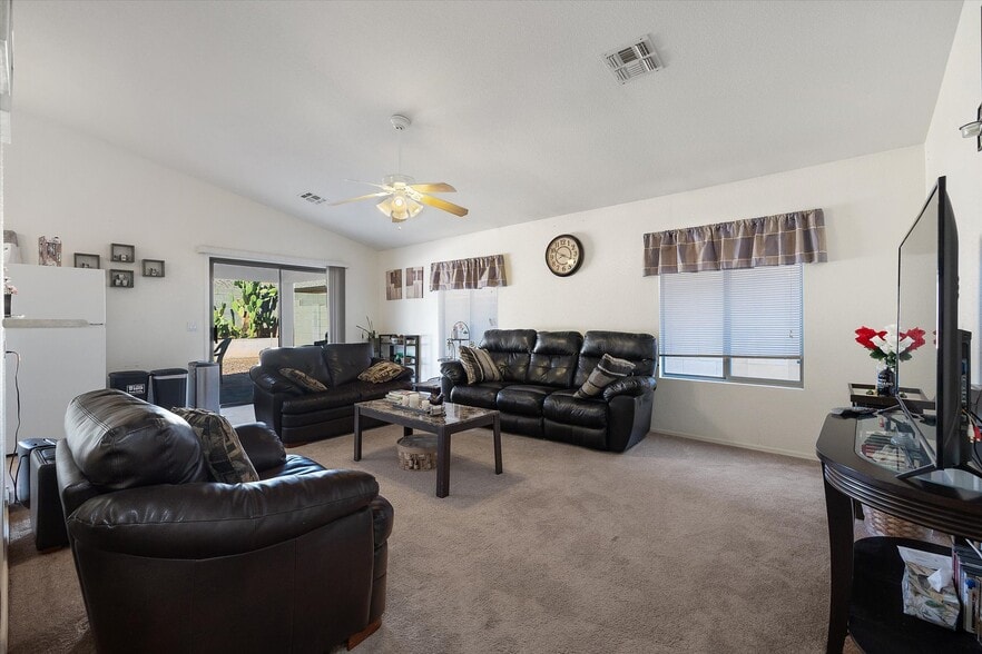 Building Photo - 7646 E Covina St