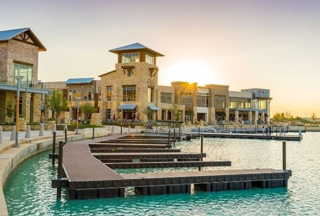 Building Photo - 11006 Desert Springs Cir