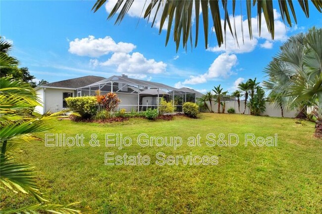 Building Photo - 6562 Evergreen Park Dr