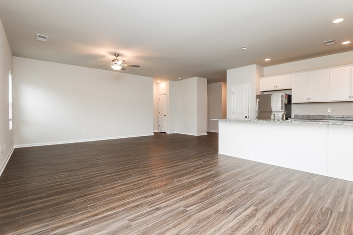 Building Photo - 113 Shire Dr