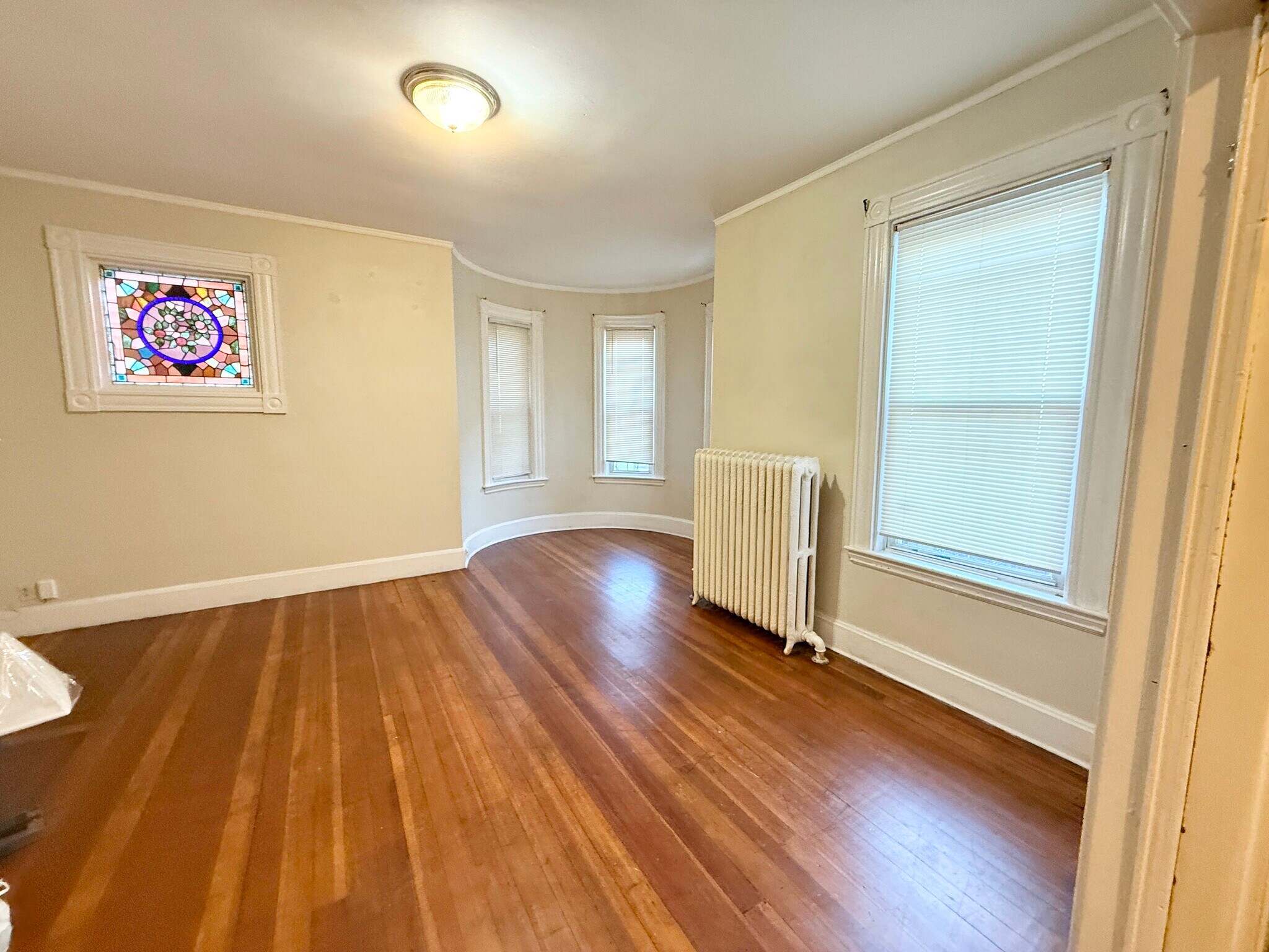 Building Photo - 6 Aspen St