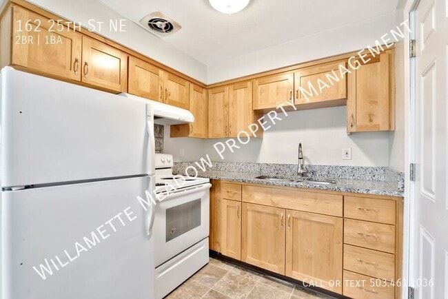 Building Photo - 162 25th St NE