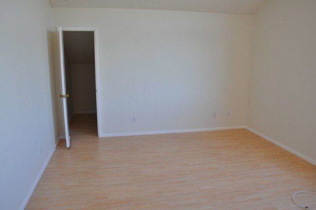 Building Photo - 3332 Mariner Bay St