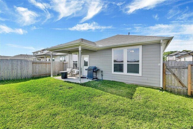Building Photo - 23823 Escardilla Dr